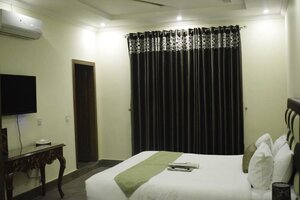 Гостиница Grand Millennium Hotel