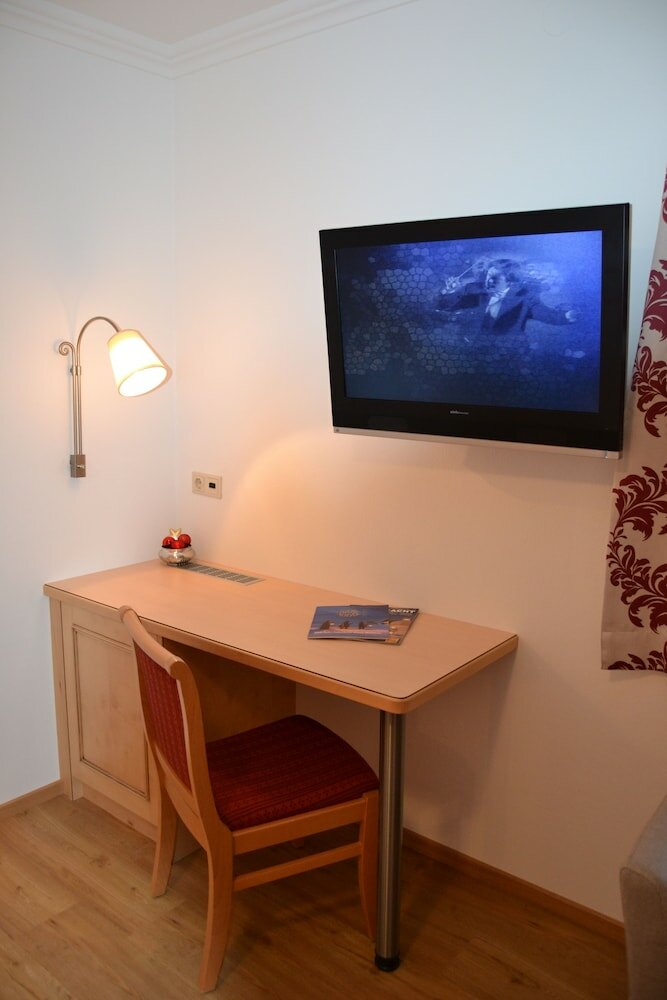 Фото Frühstückspension – B&b Elisabeth Radstadt