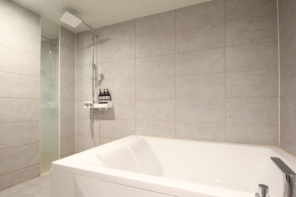 Фото French Code Hotel