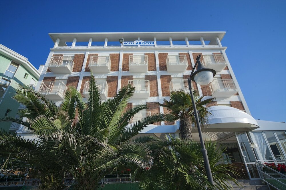 Фото Hotel Ariston