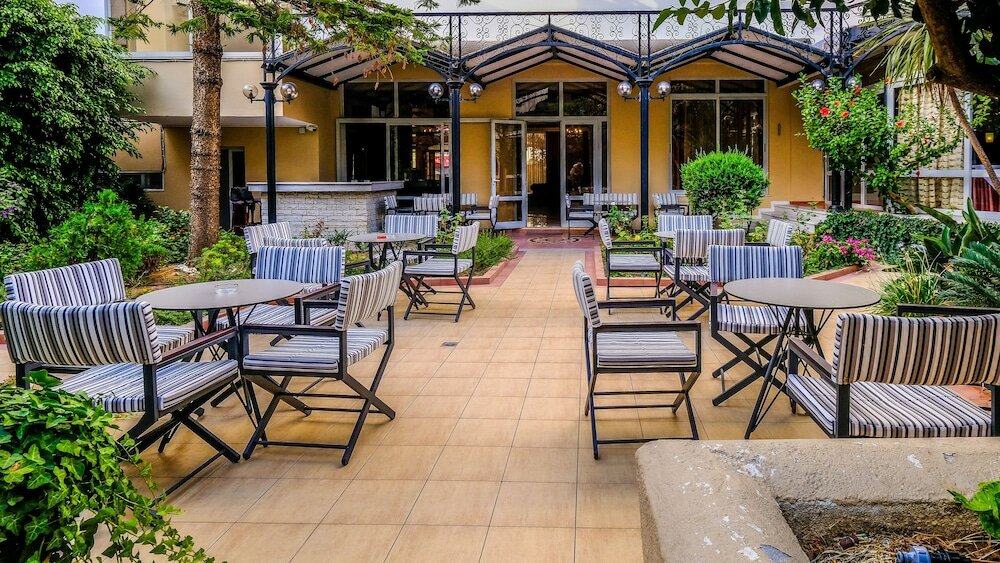 Фото Achillion Palace