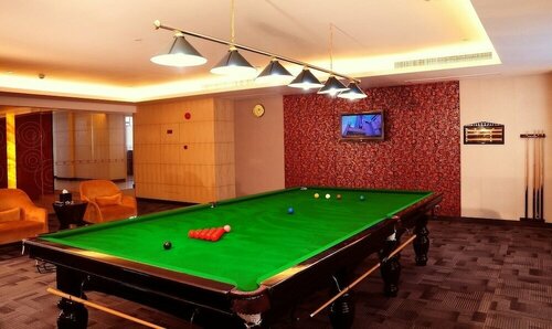 Гостиница Eurasia International Hotel в Дунгуани