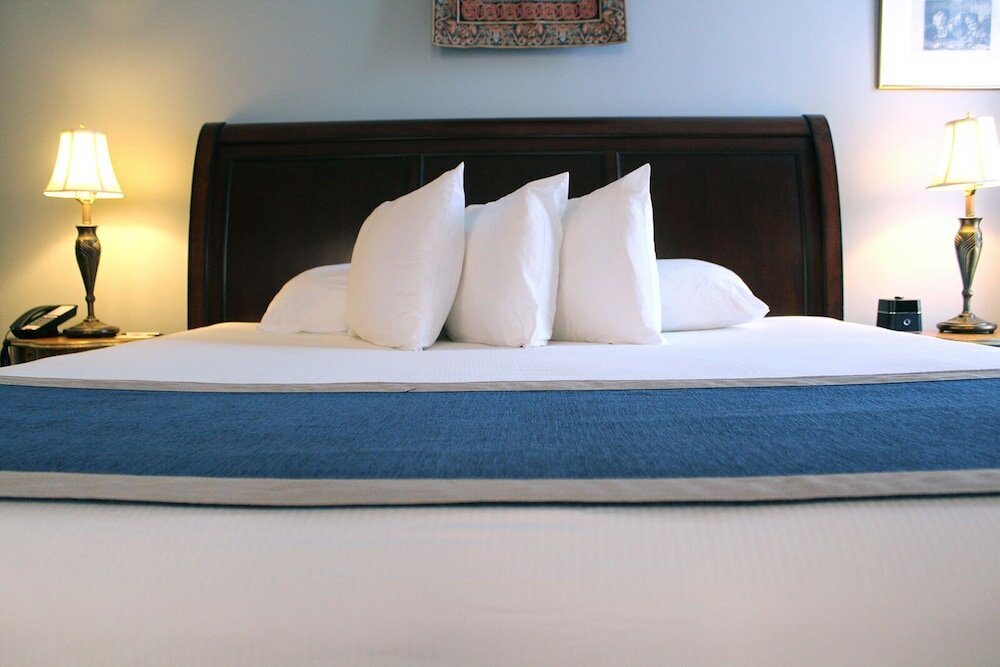 Фото The Priory Hotel