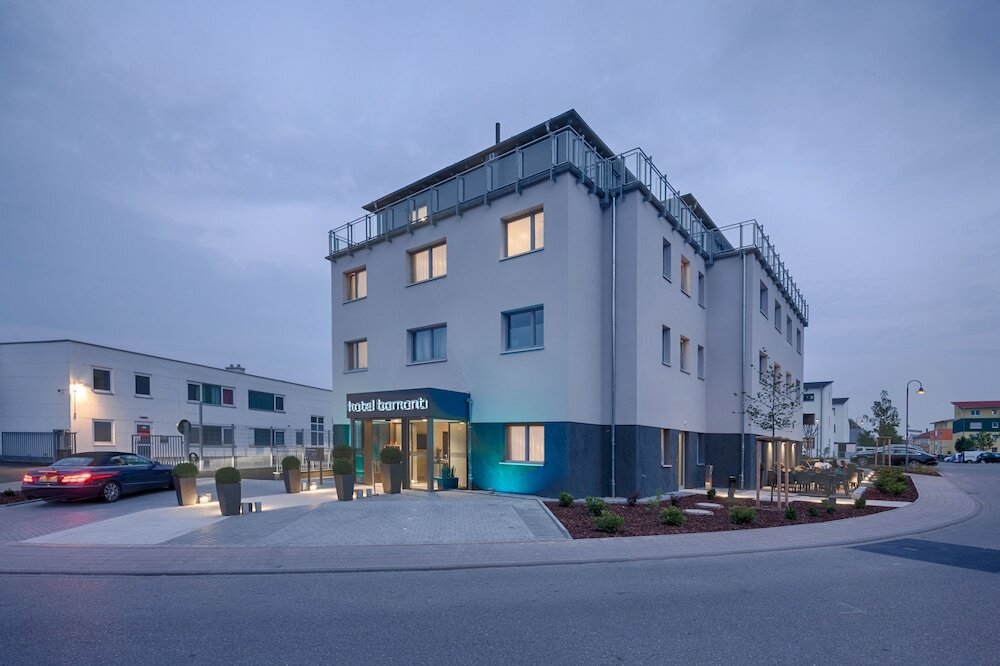 Фото Hotel bomonti Nürnberg West