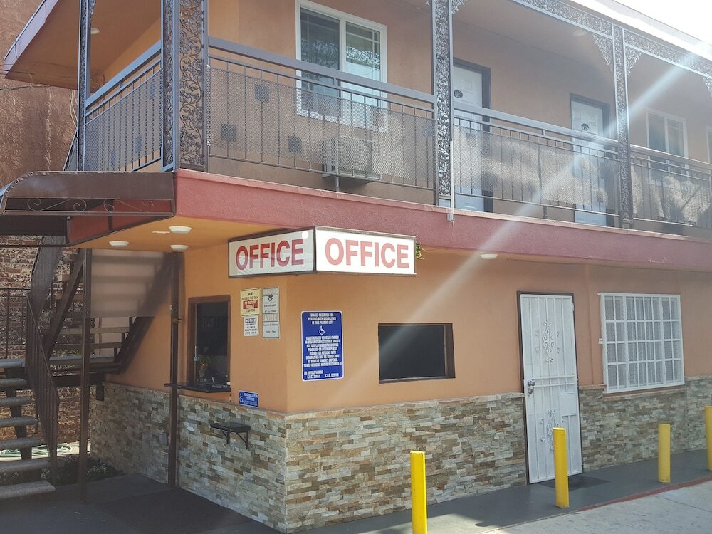 Фото Travel Inn Motel