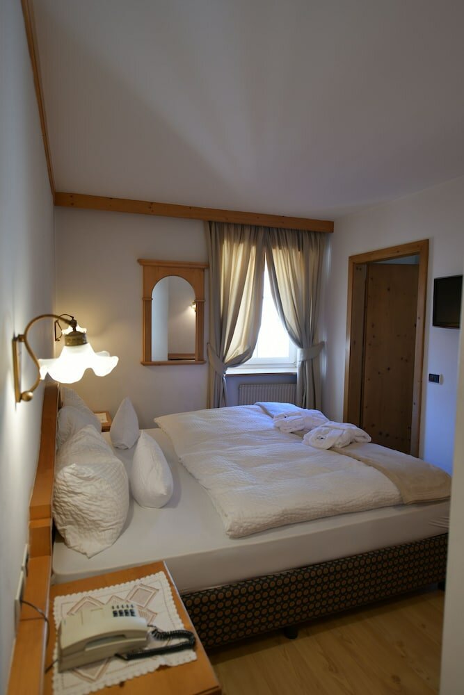 Фото Central Hotel