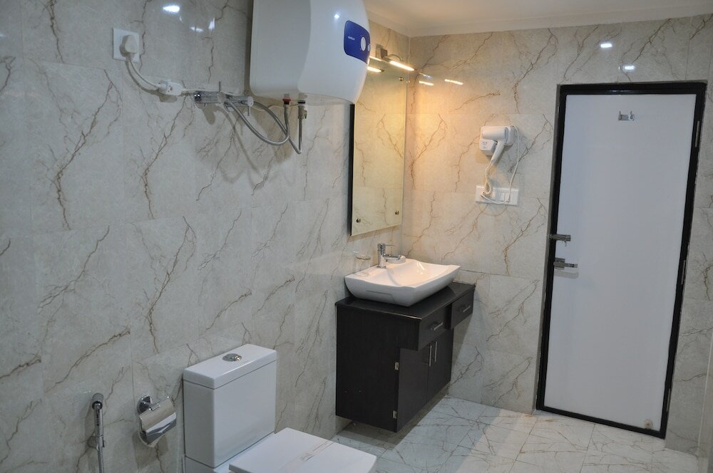 Фото Savera A Business Luxury Hotel