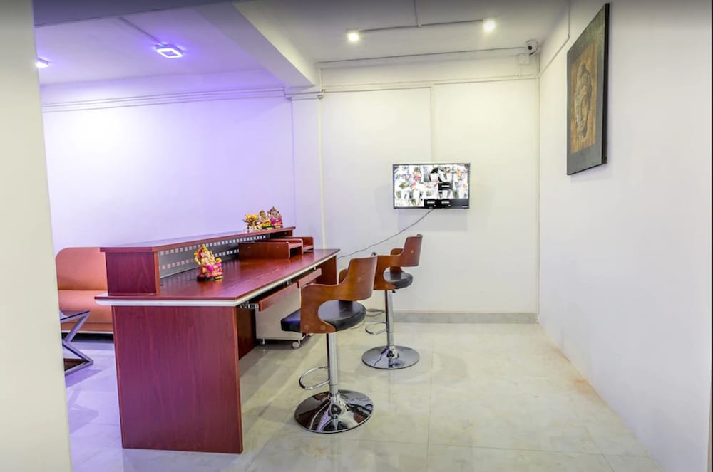 Фото Metro Port City Hotel