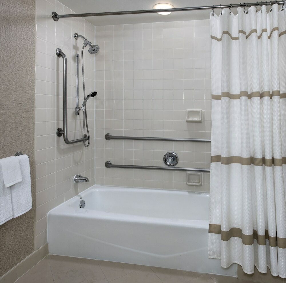 Фото Boston Marriott Peabody