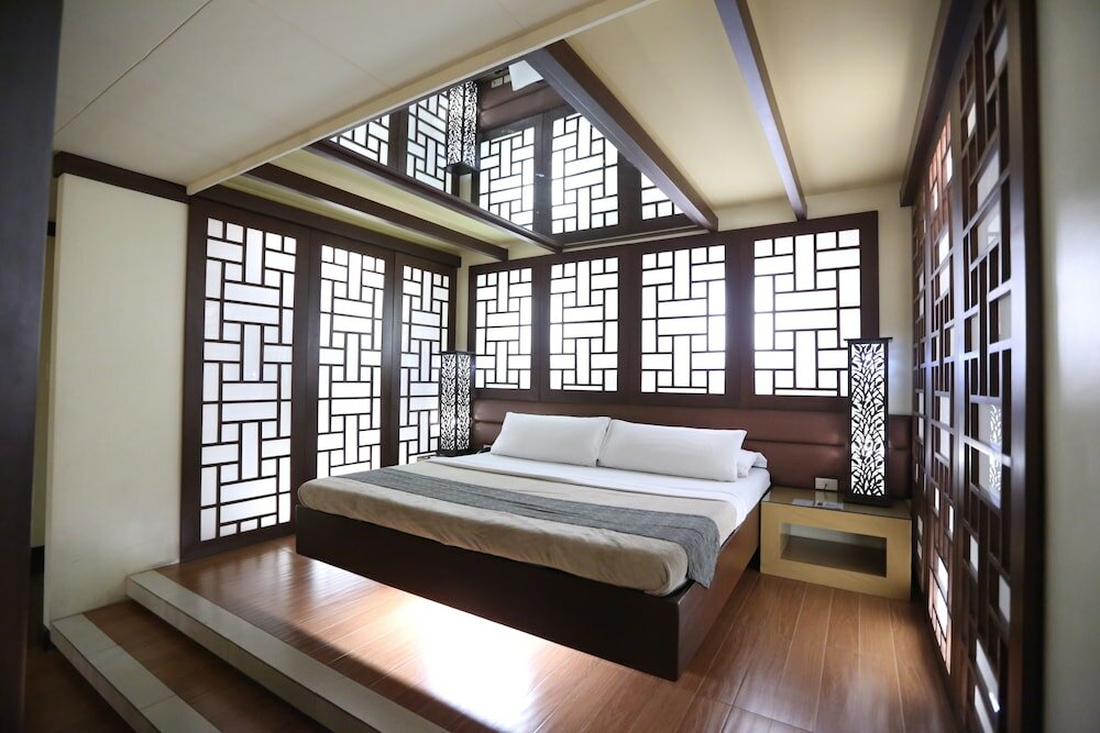 Фото Victoria Court North Edsa