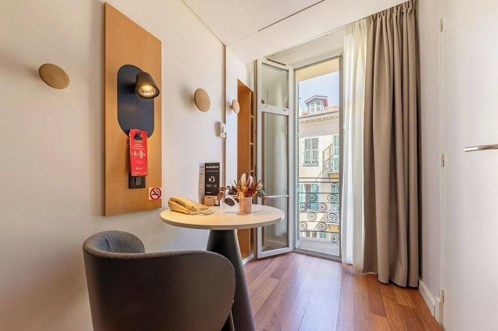 Фото Ibis Nice Centre Notre Dame