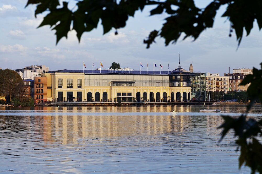 Фото Le Grand Hôtel Enghien-les-Bains