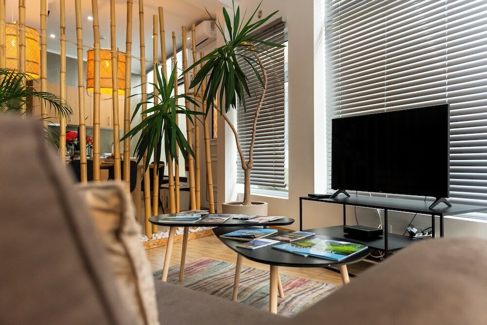 Фото Central Guest House