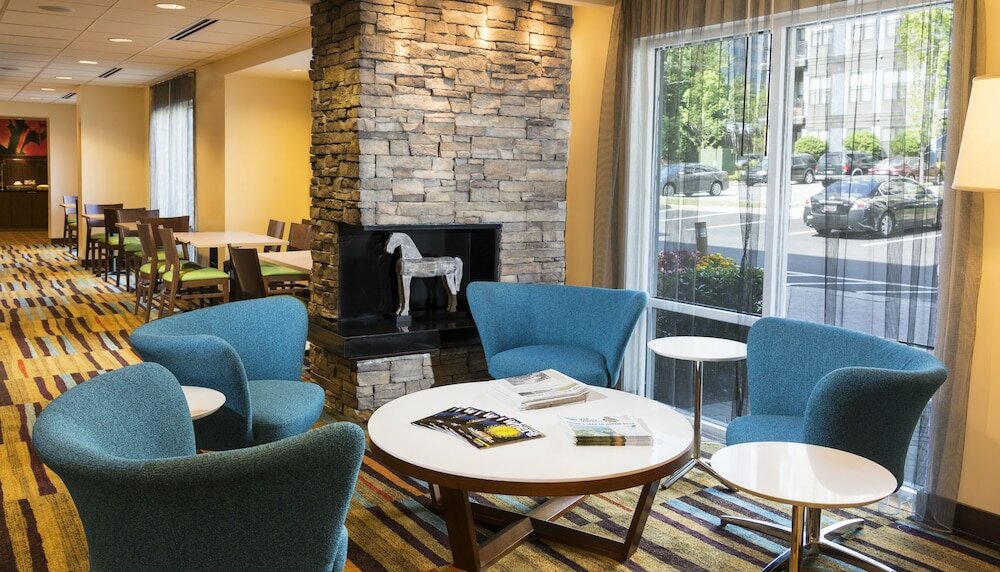 Фото Fairfield Inn & Suites by Marriott Atlanta Buckhead