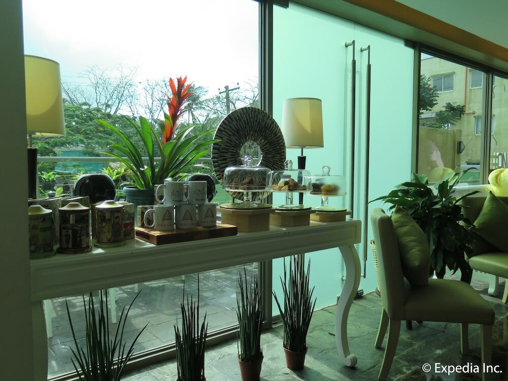 Фото One Tagaytay Place Jg Vacation Rentals
