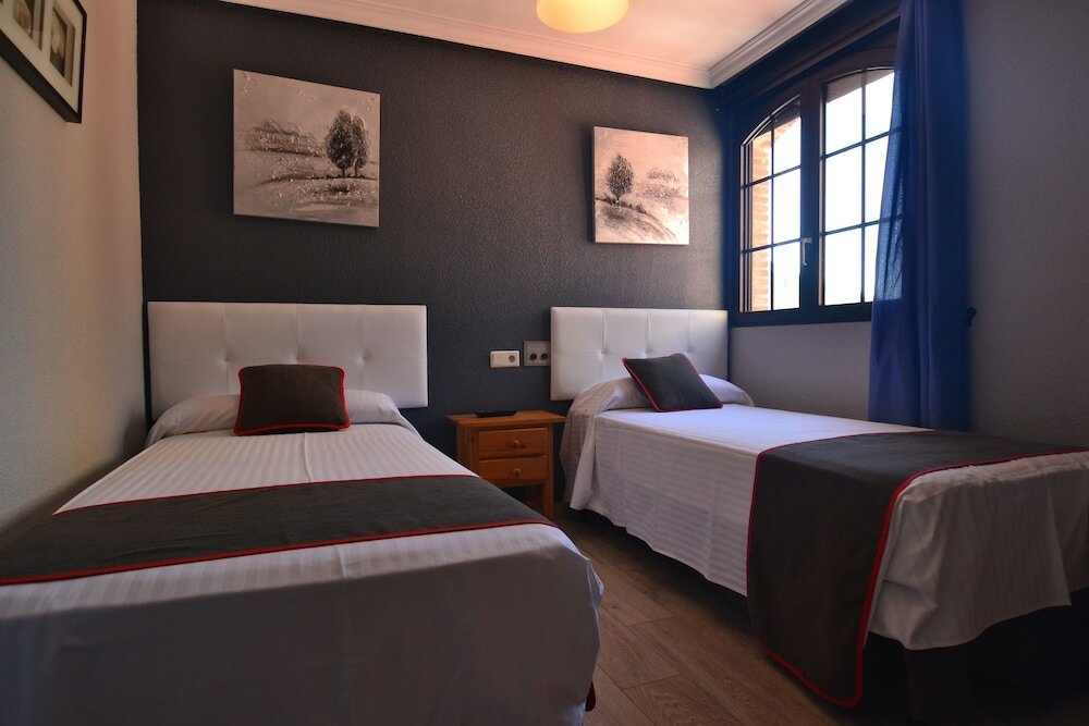 Фото Hostería El Bodegón De Gredos