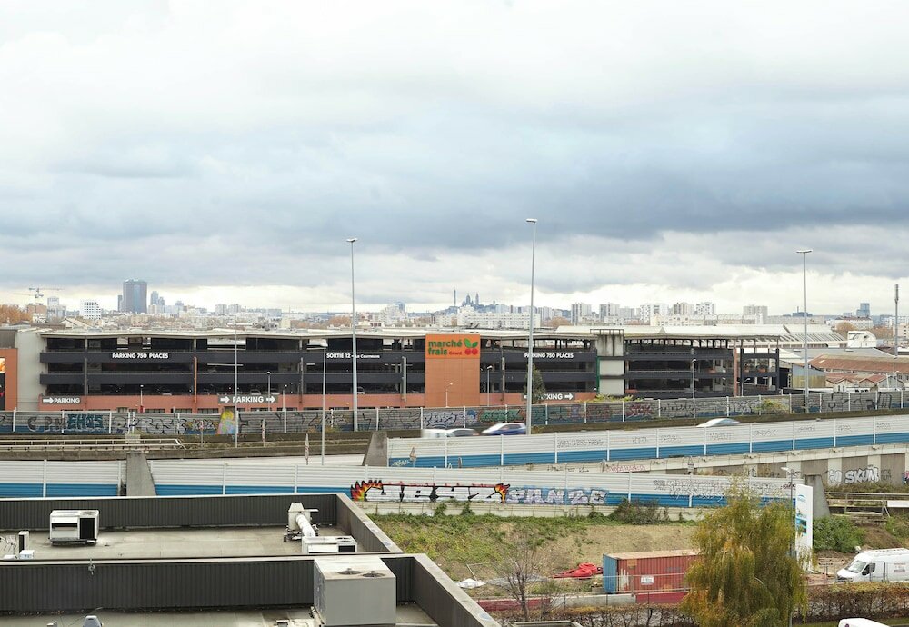 Фото B&b Hotel Paris Le Bourget