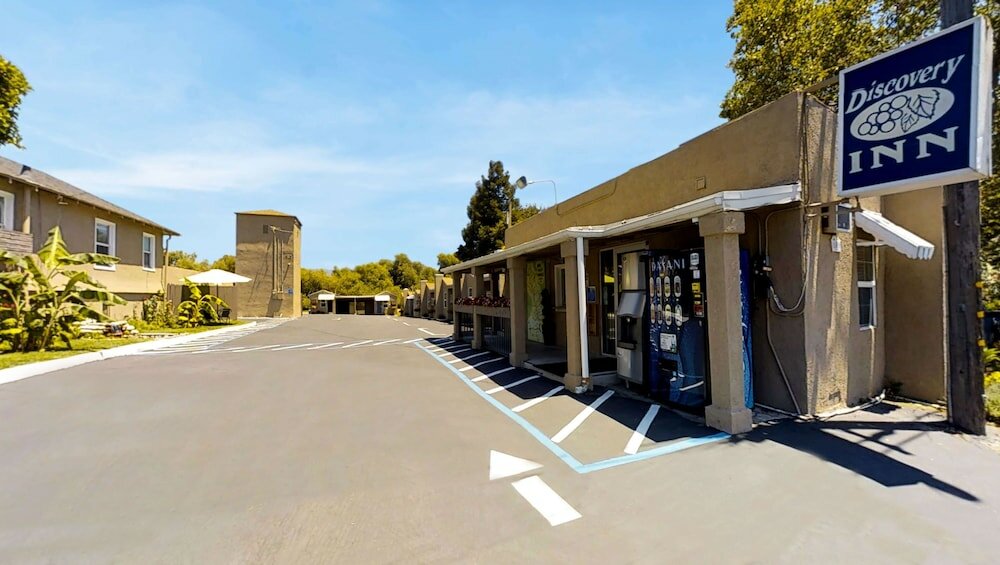 Фото Napa Discovery Inn
