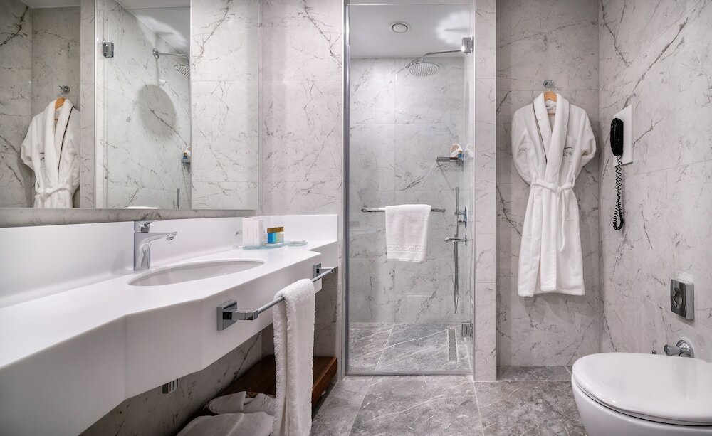 Фото Concorde Tower Casino & Convention & SPA