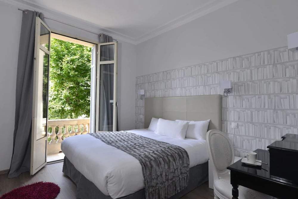 Фото La Villa Nice Victor Hugo