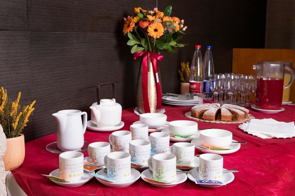 Фото Capodichino International Hotel