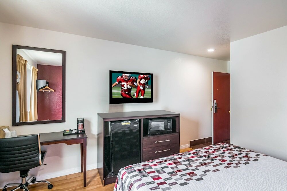 Фото Red Roof Inn Palmdale/Lancaster