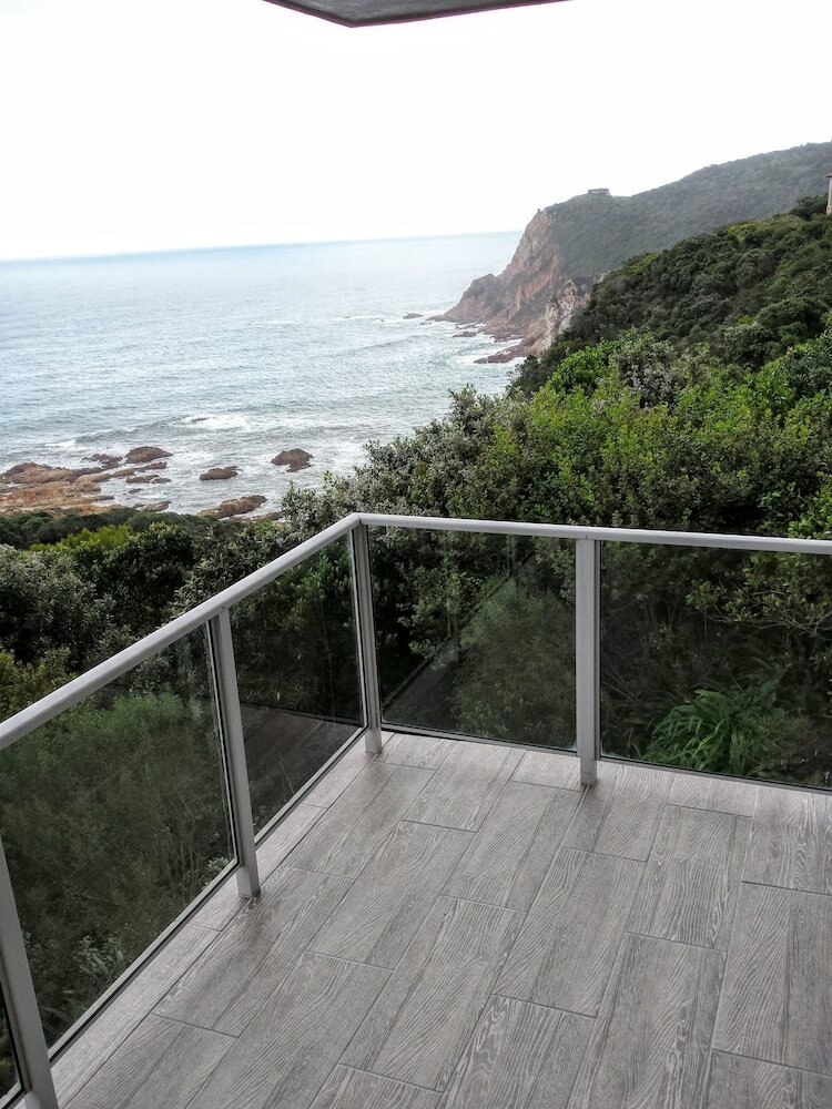 Фото Headlands House Guest Lodge