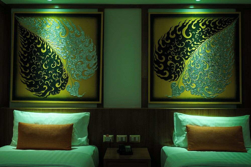 Фото Chabana Kamala Hotel