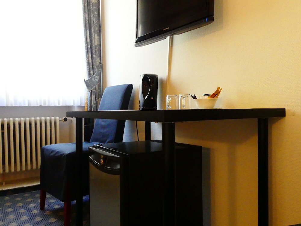 Фото Hotel Königshof The Arthouse