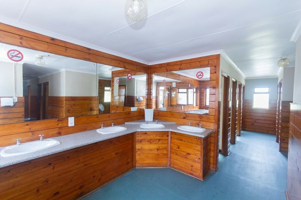 Фото Pine Lodge Resort