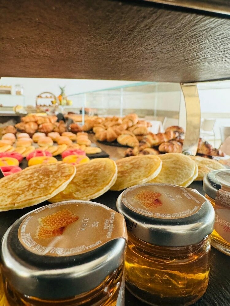 Фото Hotel Butterfly