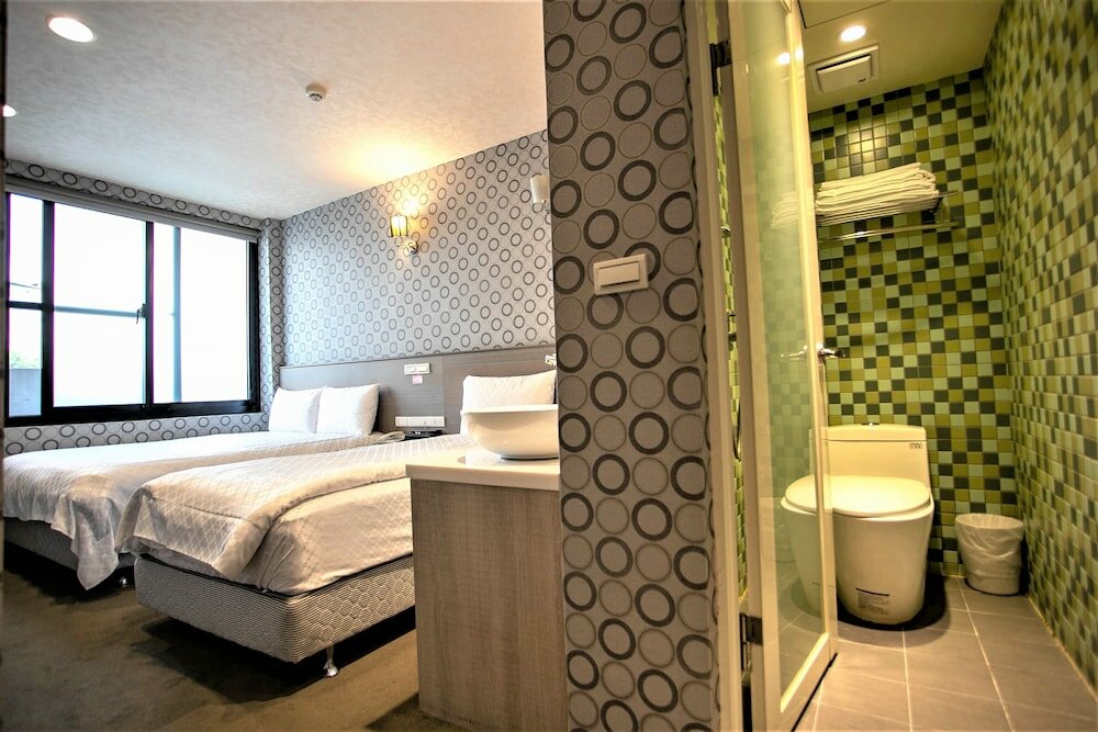 Фото Sevenday Hotel