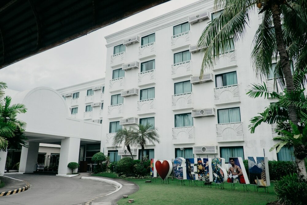 Фото East Asia Royale Hotel