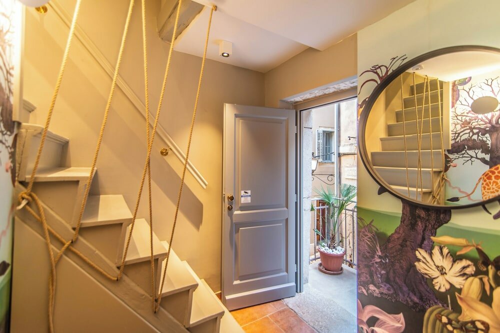 Фото The Melegran