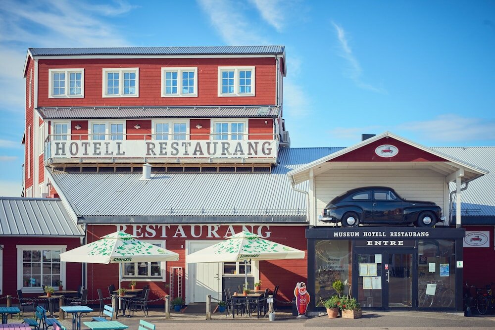 Фото отеля 1