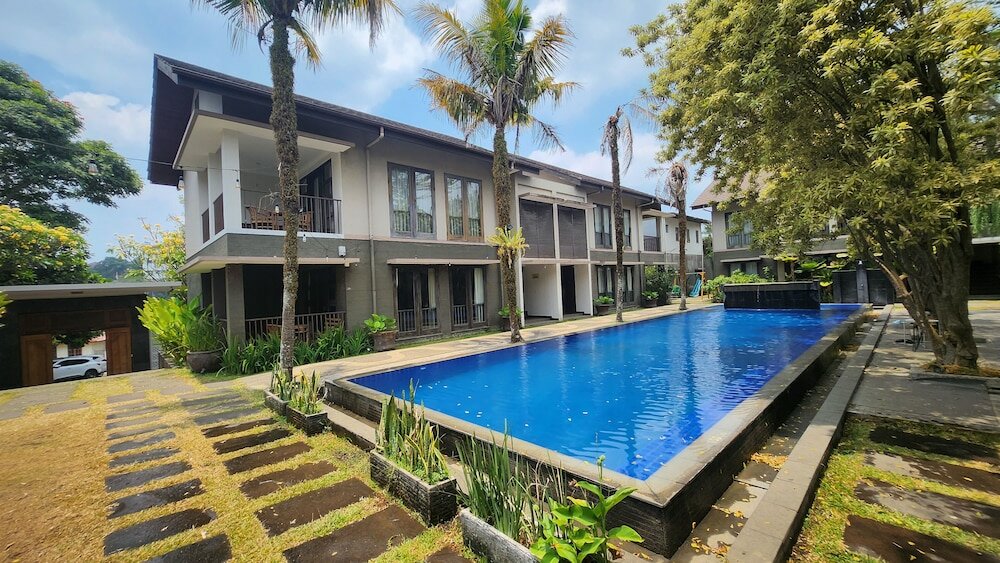 Фото Summer Hills Hotel