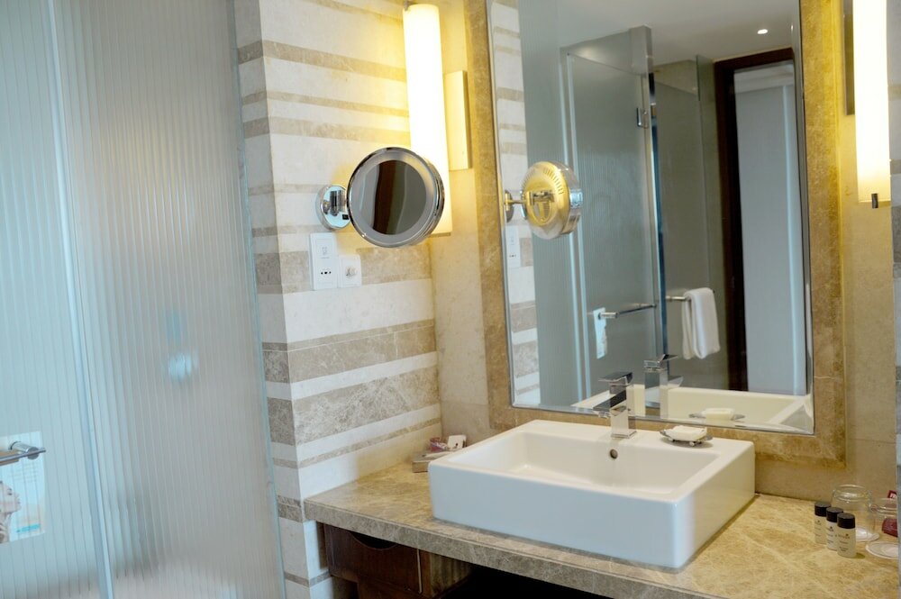 Фото Crowne Plaza New Delhi Okhla