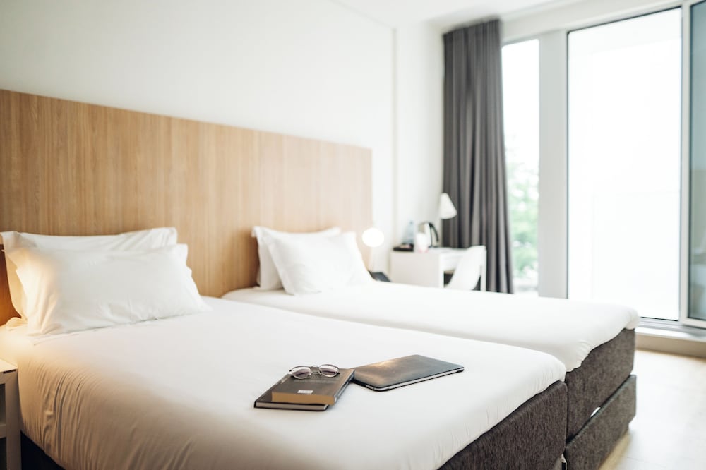 Фото Stay Hotel Porto Aeroporto