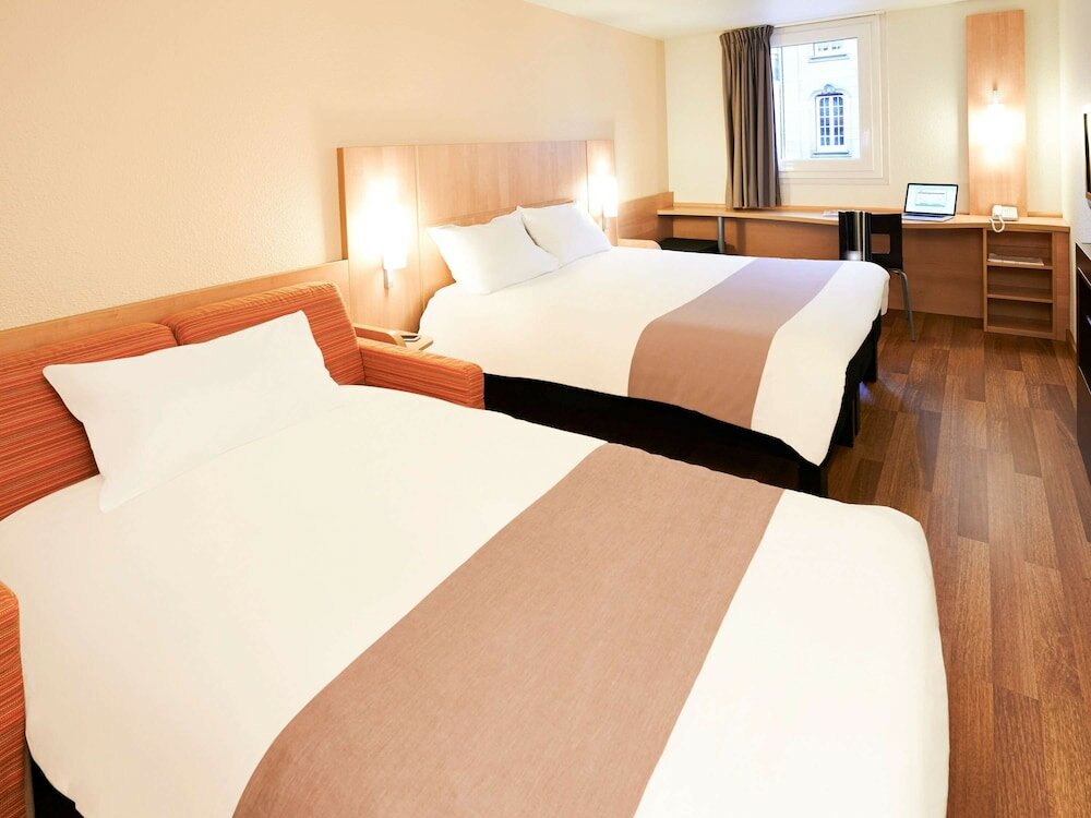 Фото Ibis Strasbourg Centre Petite France