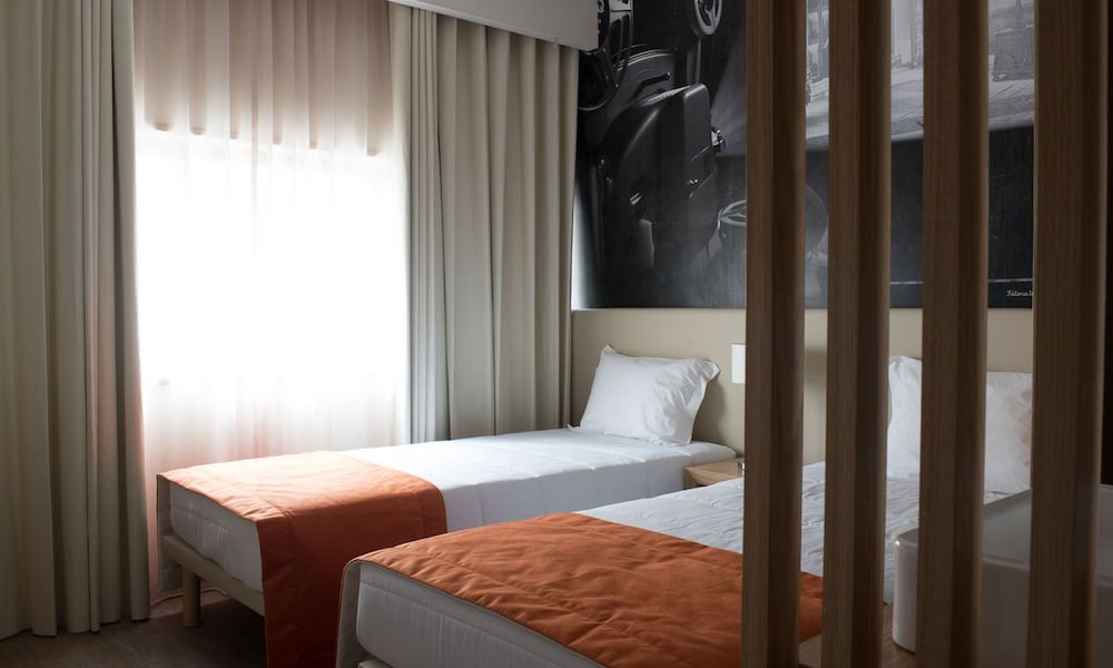 Фото Porto Coliseum Hotel