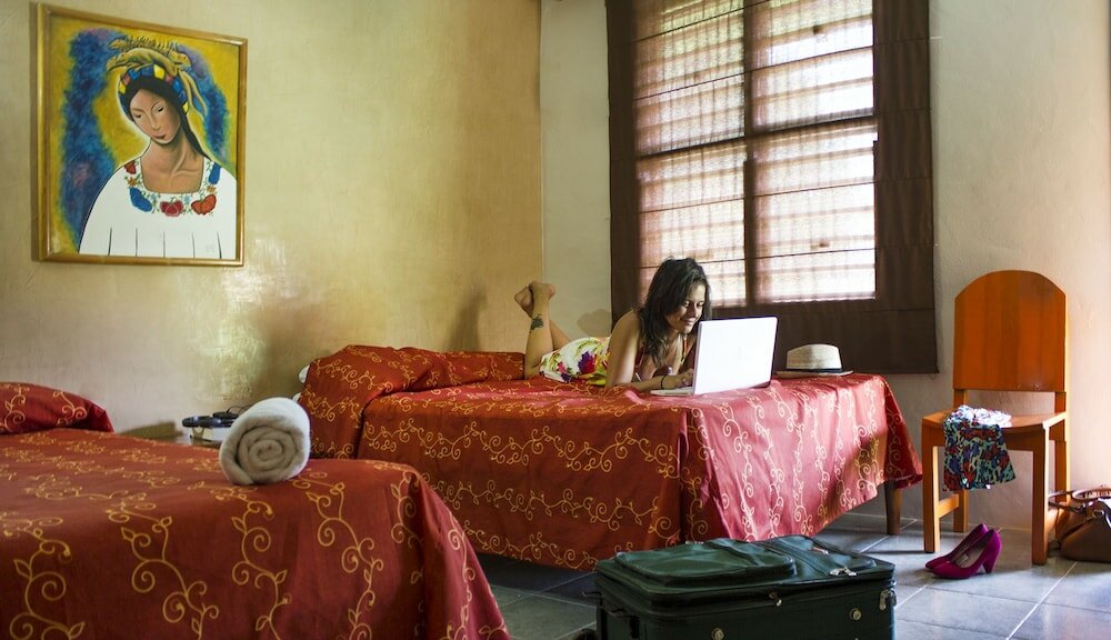 Фото Esduma Iguanas Hotel Playa del Carmen