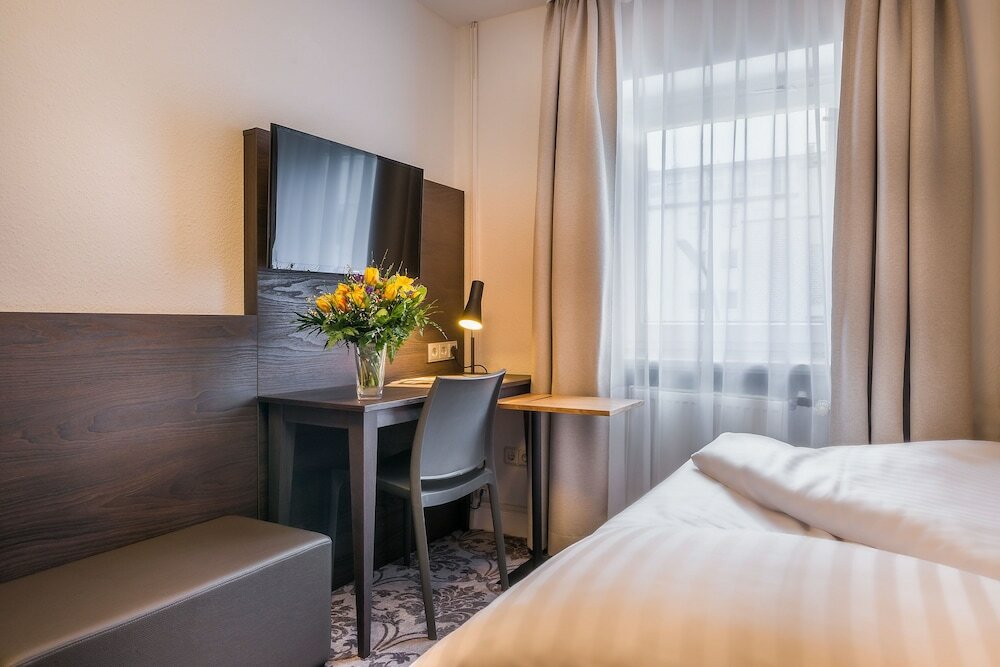 Фото Signature Hotel Astoria Hamburg