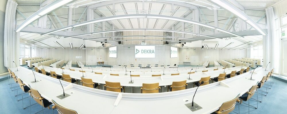 Фото Dekra Congresshotel Wart