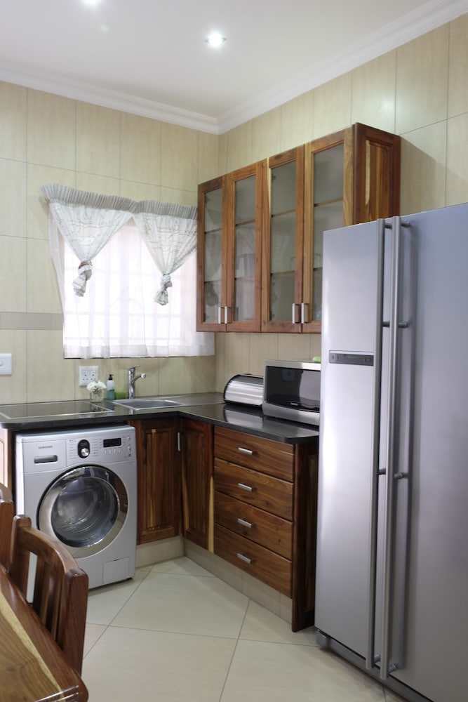 Фото Firwood Lodge