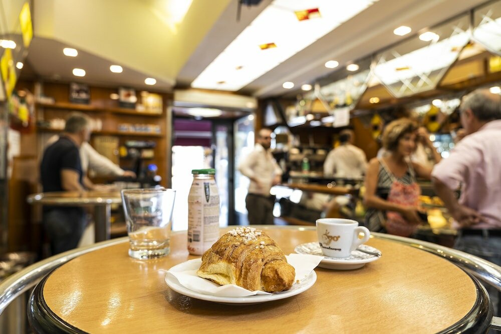 Фото IstayinToledo Luxury Guest House