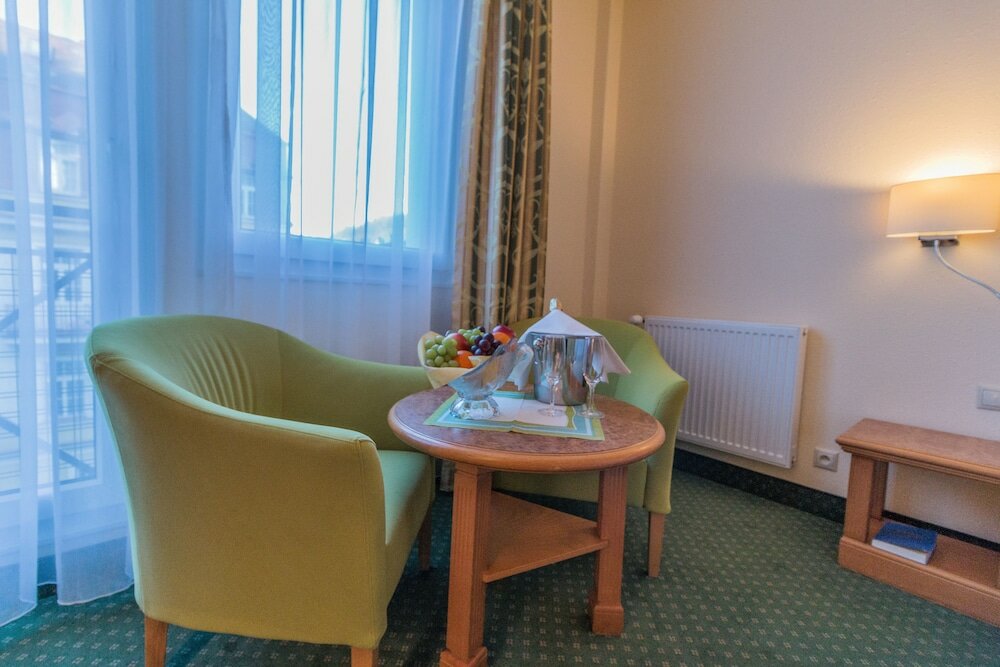 Фото Butterfly Health SPA Hotel