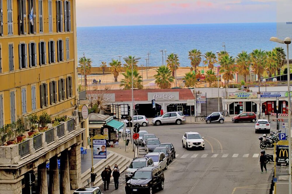 Фото Port View Guest House