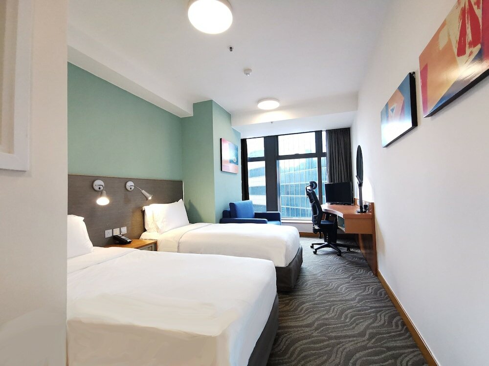 Фото Holiday Inn Express Hong Kong Causeway Bay an Ihg Hotel