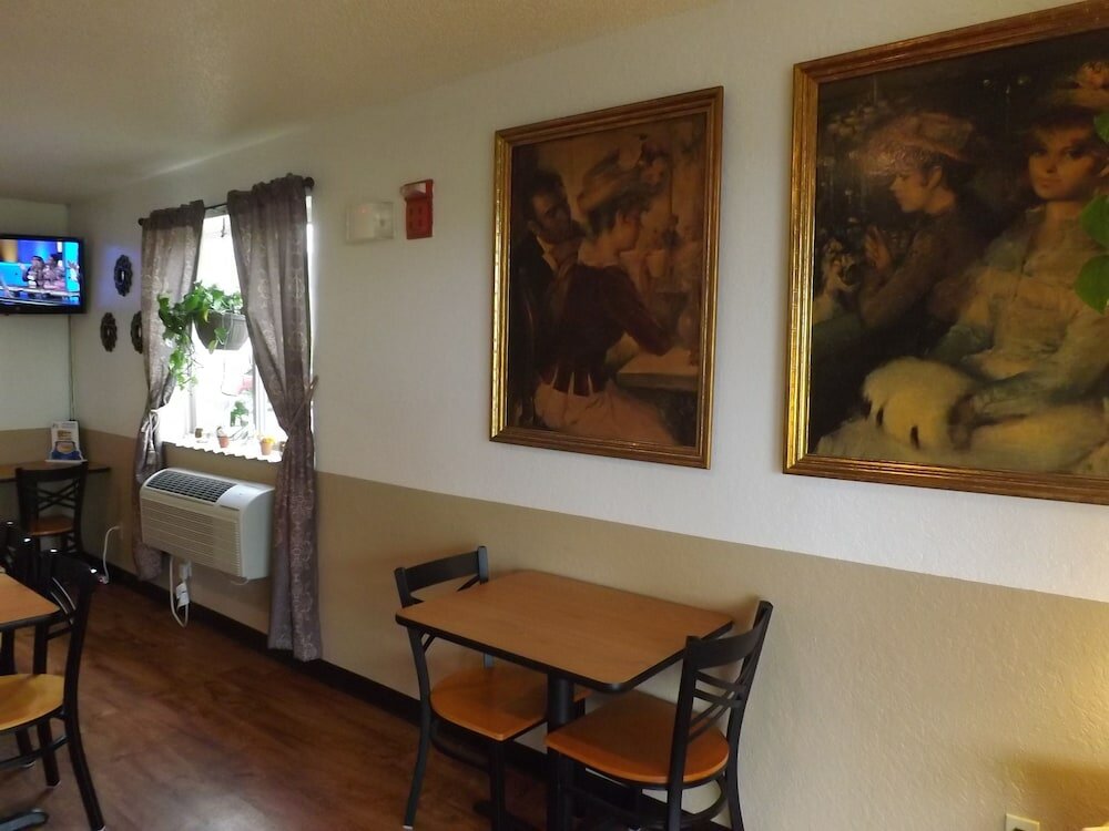 Фото Super 8 by Wyndham Sidney Ny