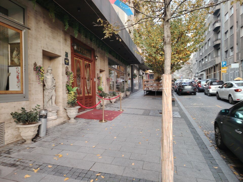 Фото Queen's Astoria Design Hotel